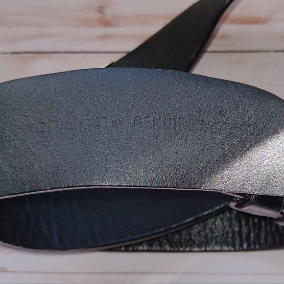 Chico's Women's Adjustable Belt length 46" End to End **4th Pic Shows Curve - Picture 5 of 8